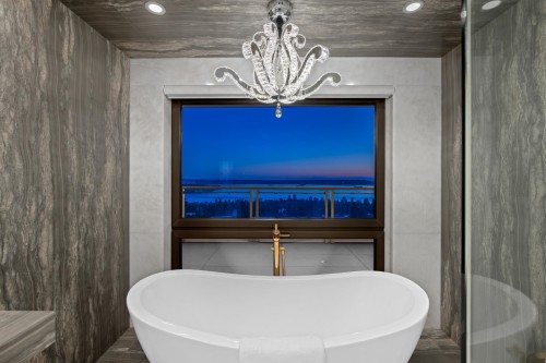 1337 Camridge Road, West Vancouver, BC 