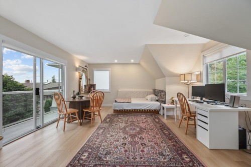 1390 Lawson Avenue, West Vancouver, BC 