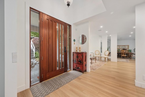 1390 Lawson Avenue, West Vancouver, BC 