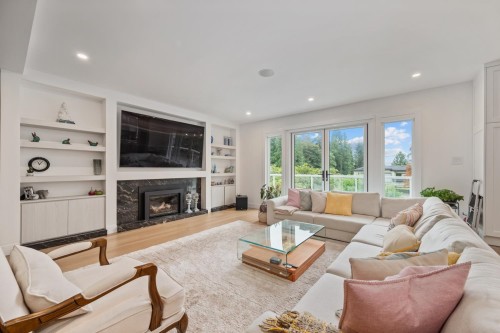 1390 Lawson Avenue, West Vancouver, BC 