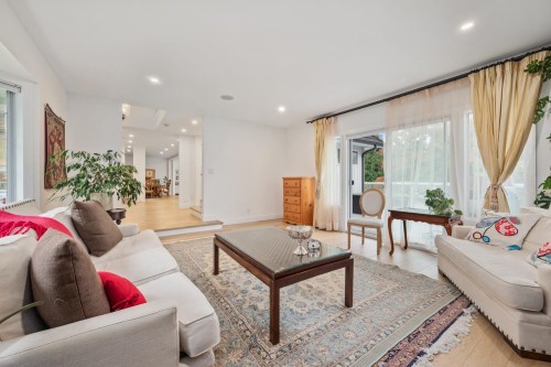 1390 Lawson Avenue, West Vancouver, BC 