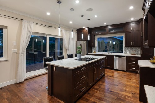 839 20Th Street W, North Vancouver, BC 