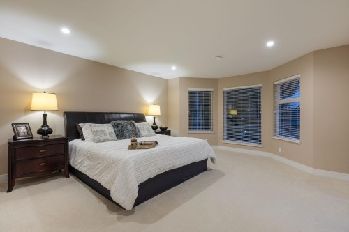 839 20Th Street W, North Vancouver, BC 