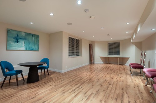 839 20Th Street W, North Vancouver, BC 