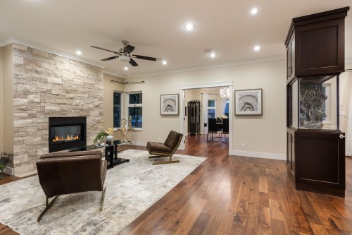 839 20Th Street W, North Vancouver, BC 