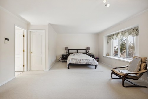 2525 Sapphire Place, Coquitlam, BC 