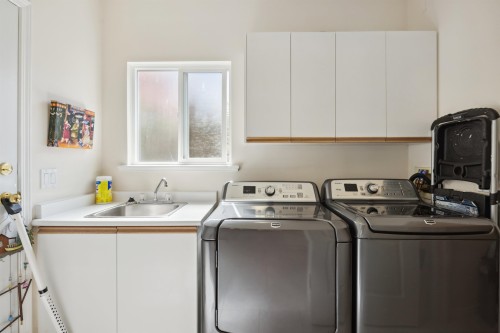 2525 Sapphire Place, Coquitlam, BC 