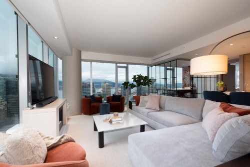 3202-667 Howe Street, Vancouver, BC 