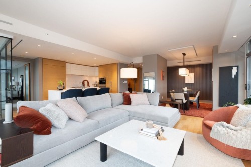 3202-667 Howe Street, Vancouver, BC 