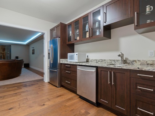 1760 29Th Street, West Vancouver, BC 