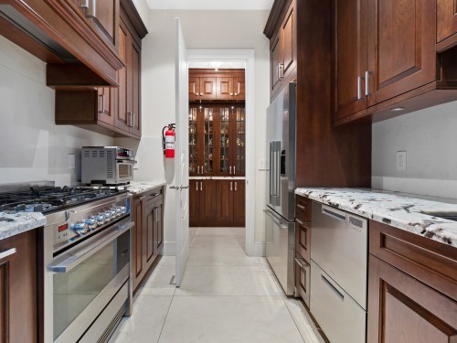 1760 29Th Street, West Vancouver, BC 