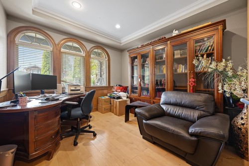 3582 Edgemont Boulevard, North Vancouver, BC 