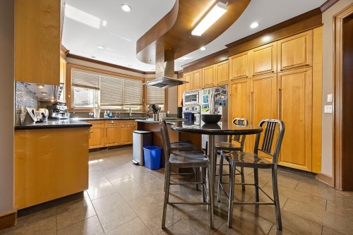 3582 Edgemont Boulevard, North Vancouver, BC 