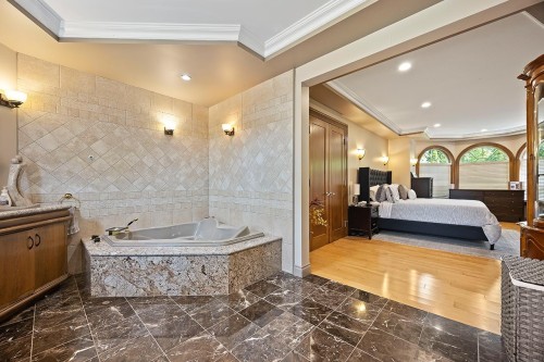 3582 Edgemont Boulevard, North Vancouver, BC 