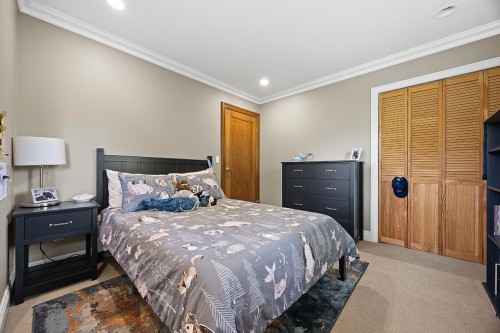 3582 Edgemont Boulevard, North Vancouver, BC 