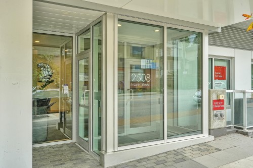 210-2508 Fraser Street  Vancouver, BC V5T 3V4