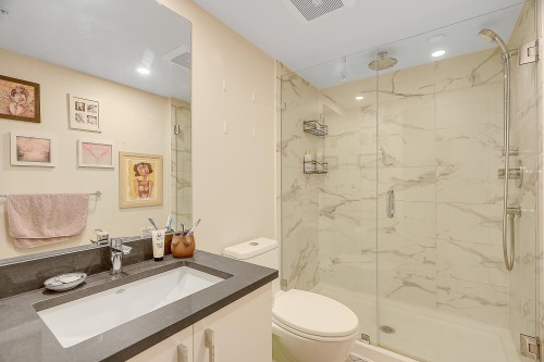 210-2508 Fraser Street, Vancouver, BC 