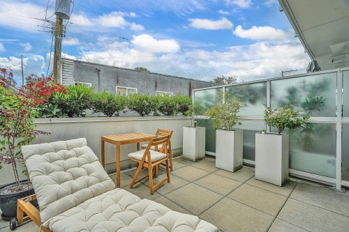 210-2508 Fraser Street, Vancouver, BC 