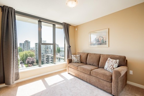 Ph3-683 Victoria Park W, North Vancouver, BC 