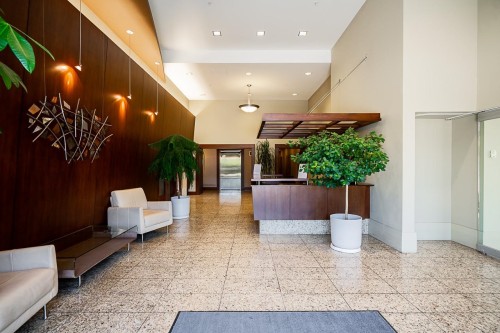 Ph3-683 Victoria Park W, North Vancouver, BC 