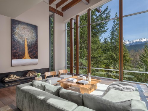 7452 Treetop Lane, Whistler, BC 