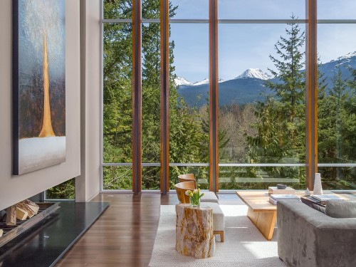 7452 Treetop Lane, Whistler, BC 