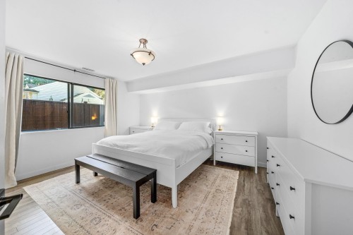 4869 Capilano Road, North Vancouver, BC 