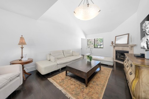 4869 Capilano Road, North Vancouver, BC 