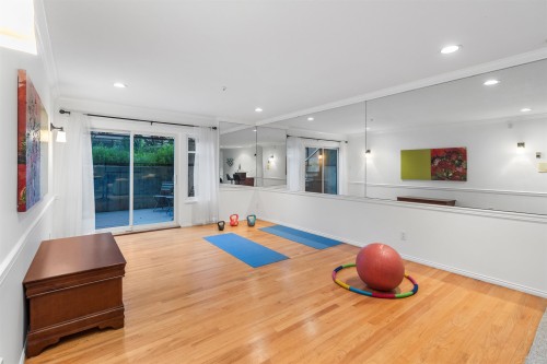 2318 Oliver Crescent, Vancouver, BC 