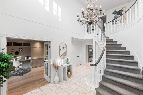 2318 Oliver Crescent, Vancouver, BC 