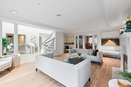 2318 Oliver Crescent, Vancouver, BC 