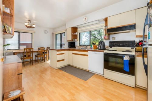 298 64Th Avenue W, Vancouver, BC 