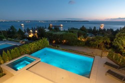 4135 Burkehill Place  West Vancouver, BC V7V 3M8