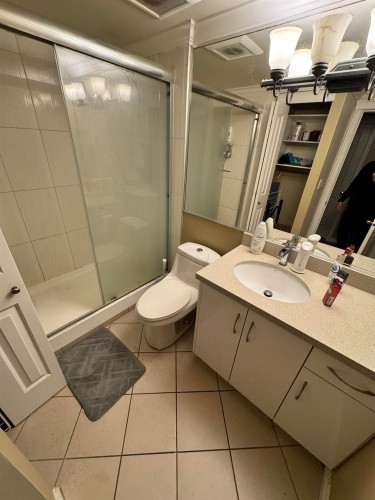 101-6420 Buswell Street, Richmond, BC 