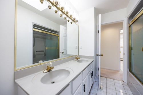 6865 Sperling Avenue, Burnaby, BC 