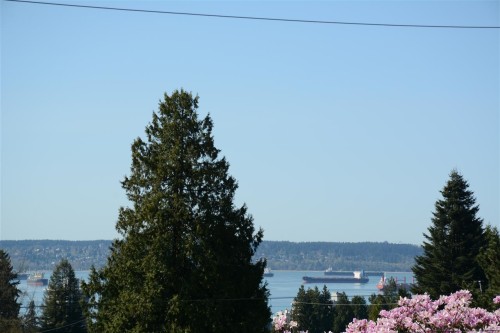 1361 Lawson Avenue, West Vancouver, BC 