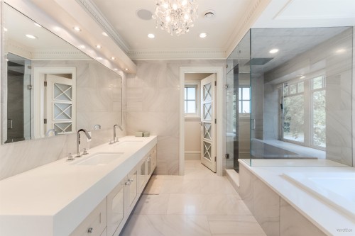 1192 39Th Avenue W, Vancouver, BC 