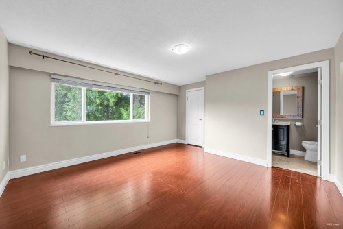 84 Laurie Crescent, West Vancouver, BC 