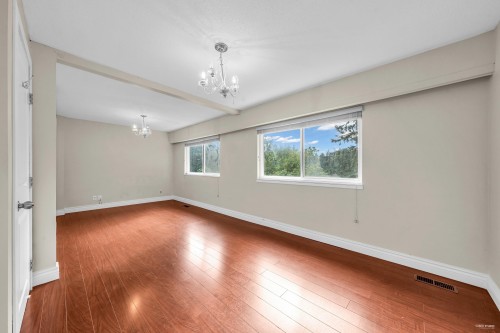 84 Laurie Crescent, West Vancouver, BC 