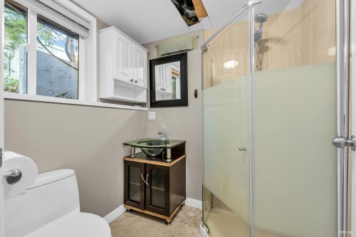 84 Laurie Crescent, West Vancouver, BC 