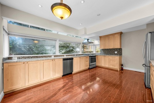 84 Laurie Crescent, West Vancouver, BC 