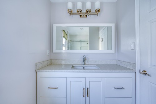 10680 Bissett Drive, Richmond, BC 