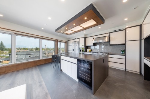 2863 King Edward Avenue W, Vancouver, BC 