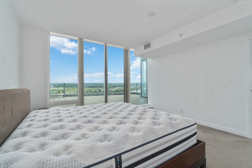 1302-5111 Brighouse Way, Richmond, BC 