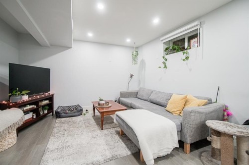 353 Laurentian Crescent, Coquitlam, BC 