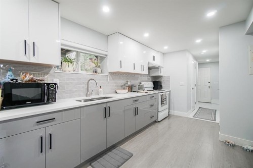 353 Laurentian Crescent, Coquitlam, BC 