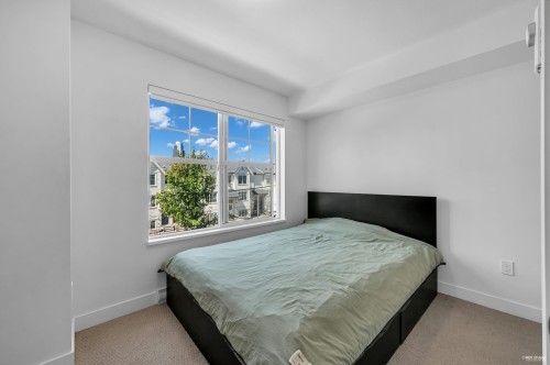 103-707 Robinson Street, Coquitlam, BC 