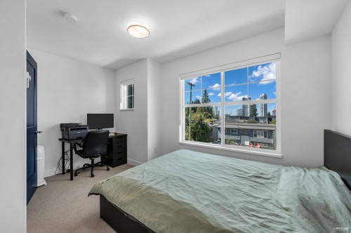 103-707 Robinson Street, Coquitlam, BC 