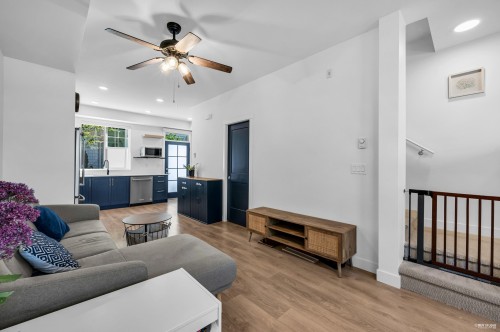 103-707 Robinson Street, Coquitlam, BC 