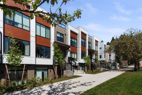 885 33Rd Avenue W, Vancouver, BC 